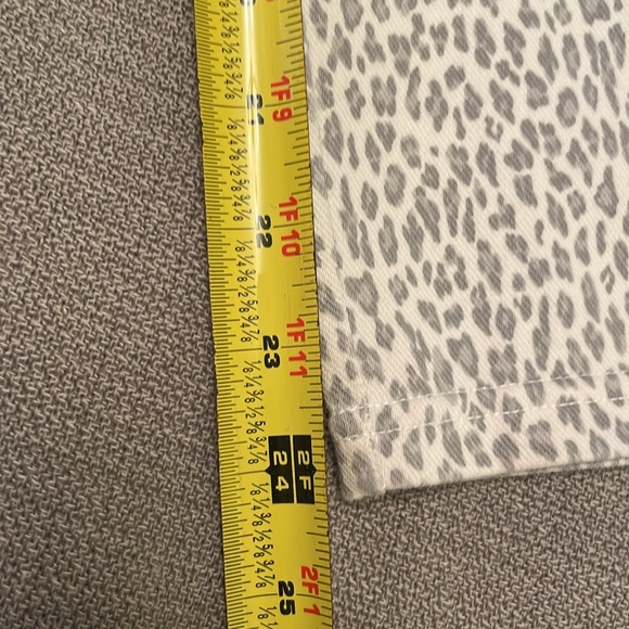 HUE Animal Print Jeggings Leggings Pants Medium - Picture 11 of 14